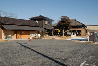 渡良瀬遊水地コウノトリ交流館