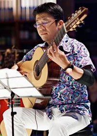 高田 泰久 Yasuhisa TAKADA（ギター）