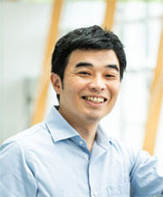 講師：渡部厚志氏の顔写真