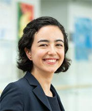 講師：山辺アリス氏の顔写真