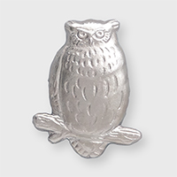 シマフクロウのシルバーブローチ